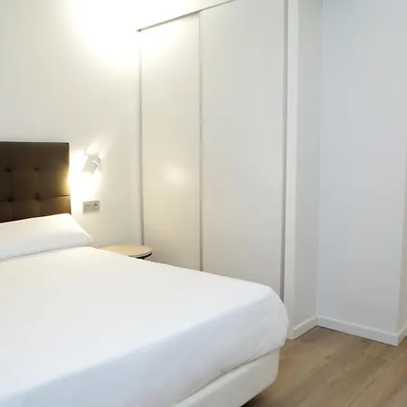 Апартаменты Viviendas Catedral *