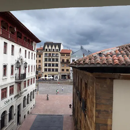 Viviendas Catedral Apartment *