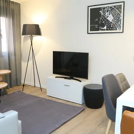 Viviendas Catedral Daire *